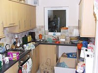 A very messy kitchen.